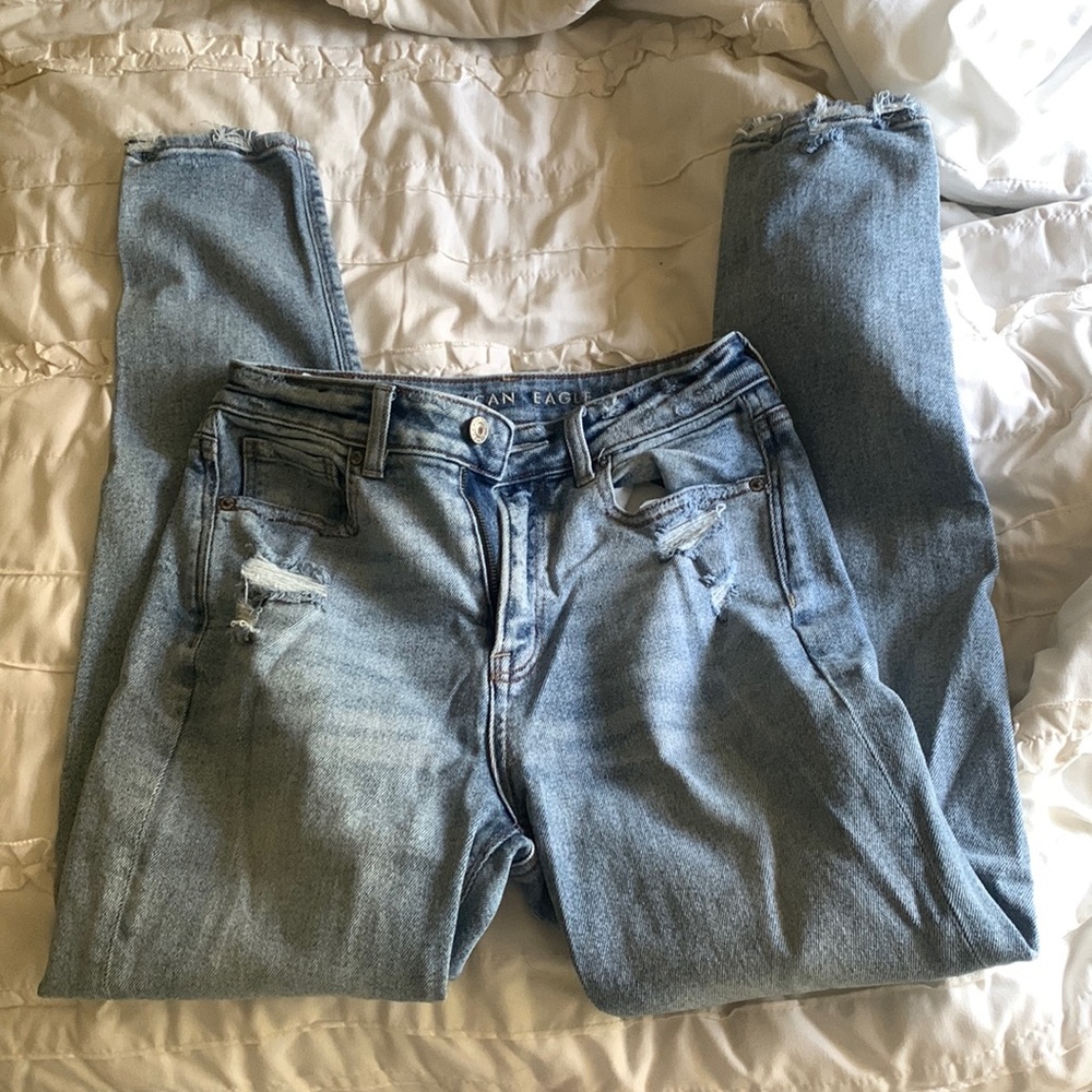 American eagle mom jeans